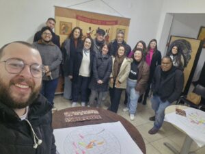 Leia mais sobre o artigo Integrantes da Vila compartilham histórias com acadêmicos
